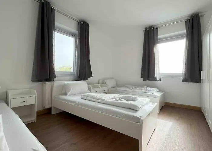 Apartament Sad231 - Moderne Monteurwohnung Uebergangswohnung Schwandorf